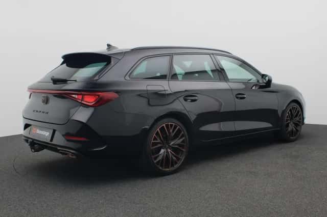 CUPRA Leon Sportstourer (2023) thumbnail 3