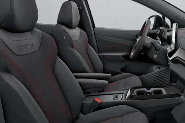 Volkswagen ID.4 (2023) thumbnail 5