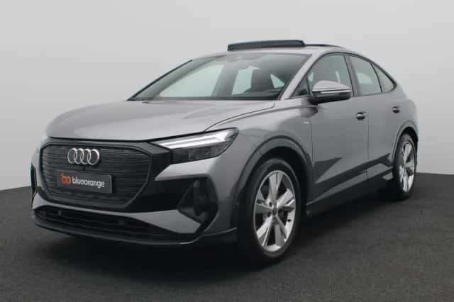 Audi Q4 e-tron (2023) thumbnail 1