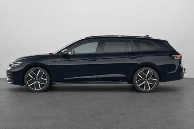 Volkswagen Passat (2026) thumbnail 2