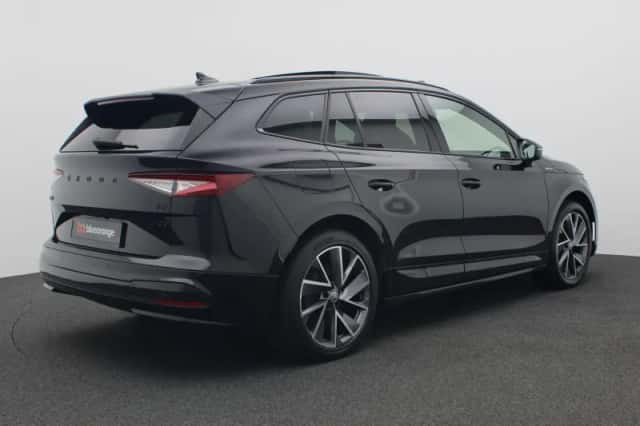 Škoda Enyaq (2023) thumbnail 3