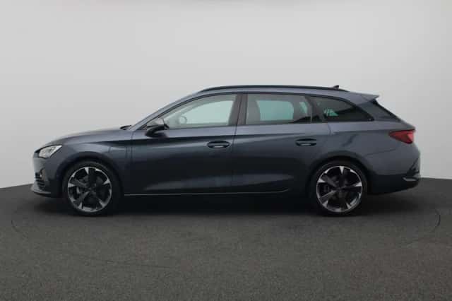CUPRA Leon Sportstourer (2024) thumbnail 2