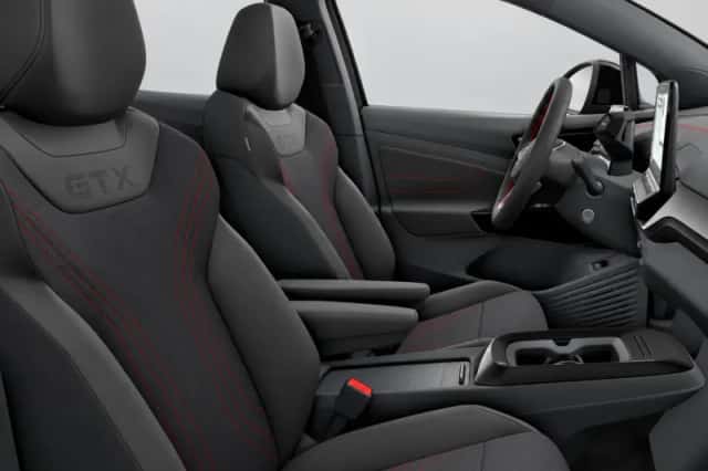 Volkswagen ID.4 (2023) thumbnail 5