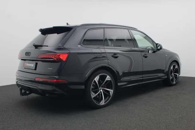 Audi Q7 (2020) thumbnail 3