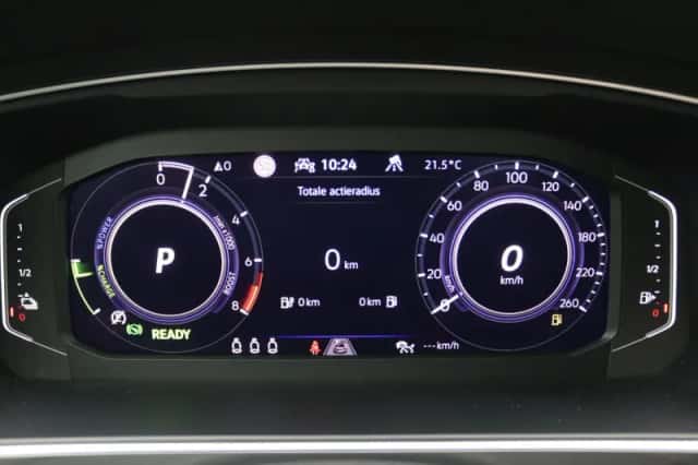 Volkswagen Tiguan (2022) thumbnail 6