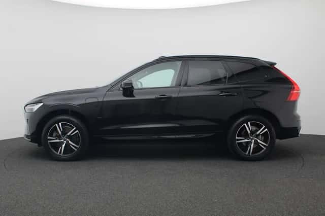 Volvo XC60 (2022) thumbnail 2