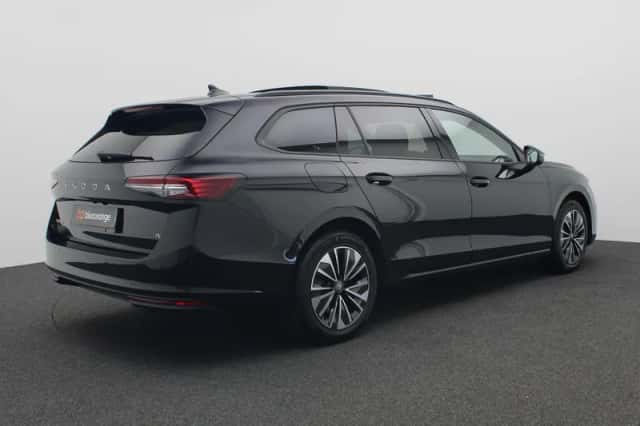 Škoda Superb (2025) thumbnail 3