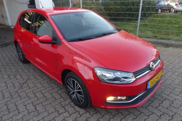 Volkswagen Polo (2016) thumbnail 4