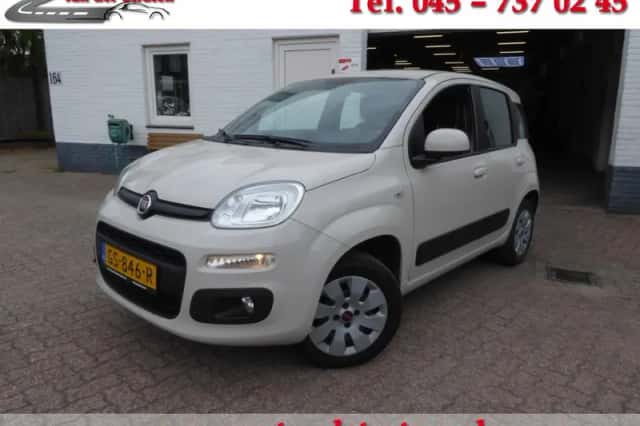 Fiat Panda (2015) thumbnail 1