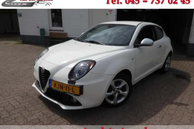 Alfa Romeo MiTo (2018) thumbnail 1