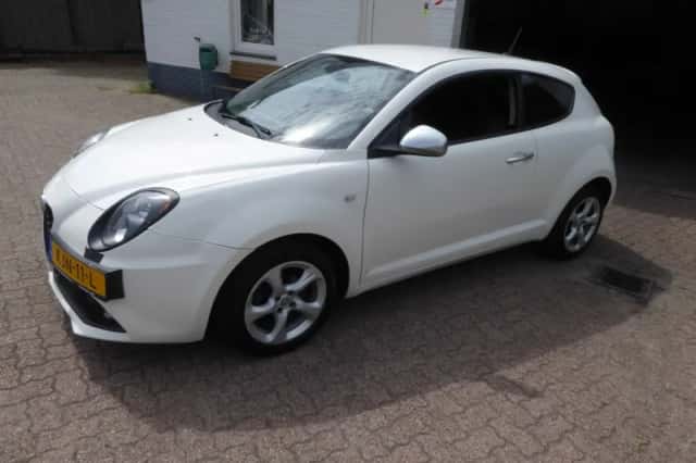 Alfa Romeo MiTo (2018) thumbnail 2