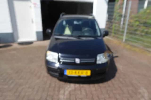 Fiat Panda (2009) thumbnail 3