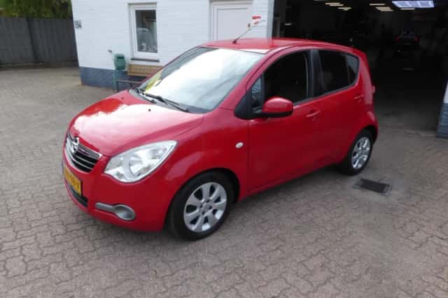 Opel Agila (2009) thumbnail 2
