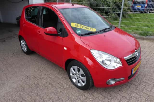 Opel Agila (2009) thumbnail 4