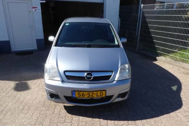 Opel Meriva (2006) thumbnail 3