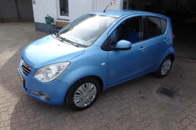 Opel Agila (2008) thumbnail 2