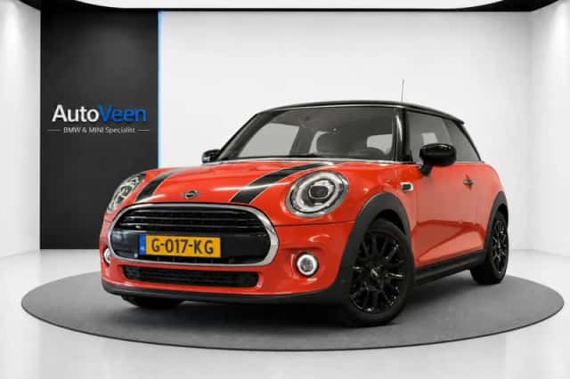 MINI Cooper (2019) thumbnail 1