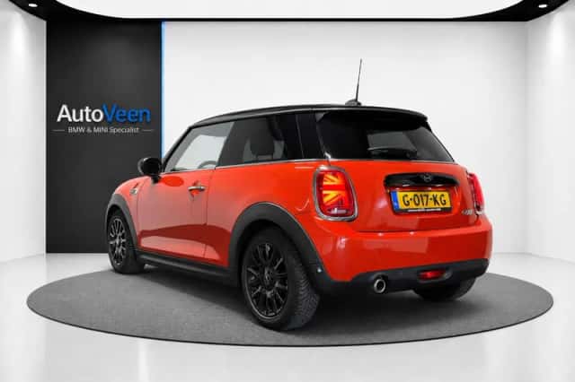 MINI Cooper (2019) thumbnail 5