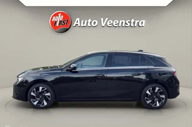 Opel Astra (2022) thumbnail 2