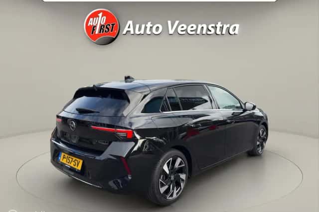 Opel Astra (2022) thumbnail 5