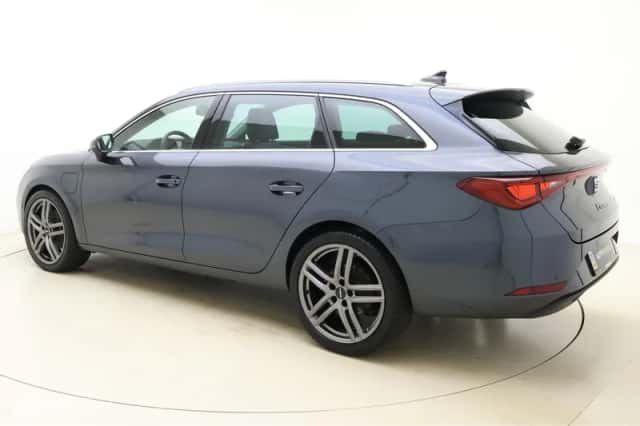 SEAT Leon Sportstourer (2021) thumbnail 3