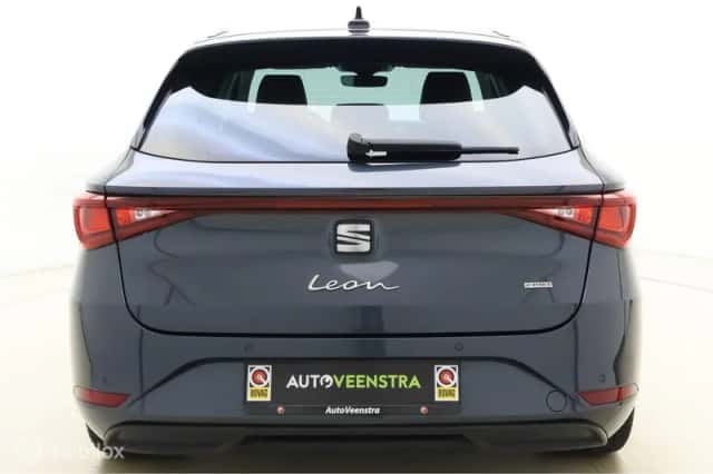 SEAT Leon Sportstourer (2021) thumbnail 4