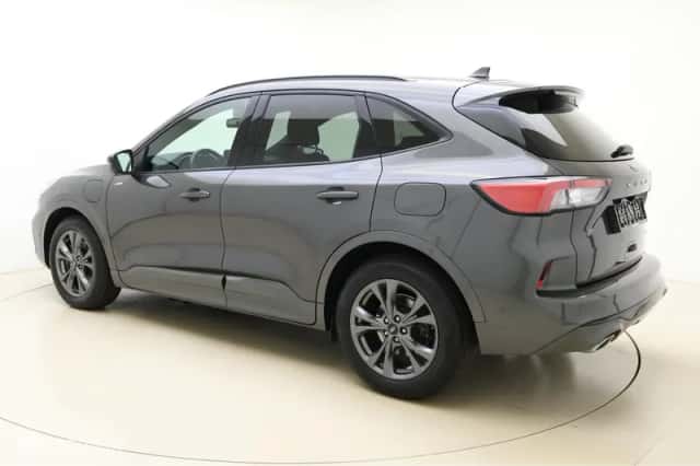 Ford Kuga (2020) thumbnail 2