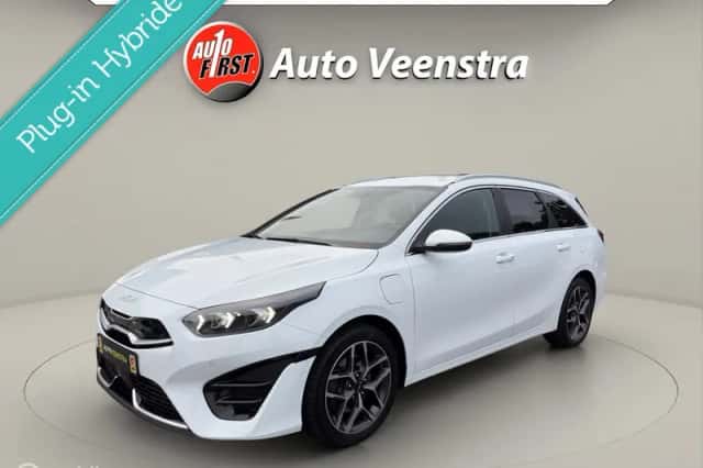 Kia Ceed (2022) thumbnail 1