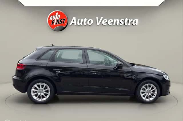 Audi A3 (2016) thumbnail 6