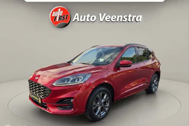 Ford Kuga (2023) thumbnail 1
