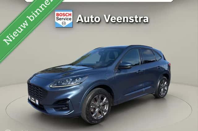 Ford Kuga (2022) thumbnail 1
