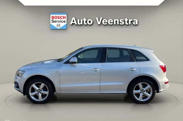 Audi Q5 (2012) thumbnail 2