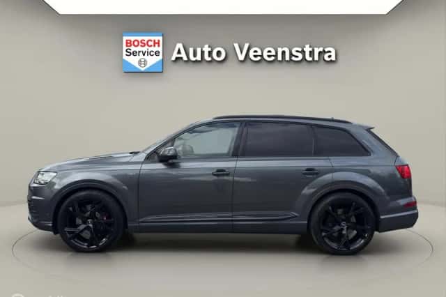 Audi SQ7 (2017) thumbnail 2
