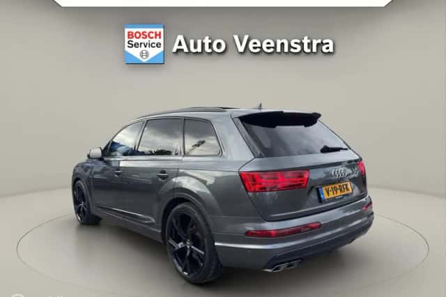 Audi SQ7 (2017) thumbnail 4