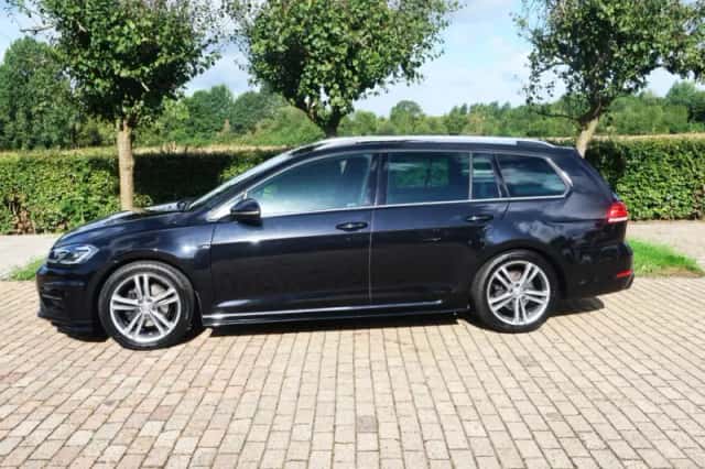 Volkswagen Golf (2019) thumbnail 5