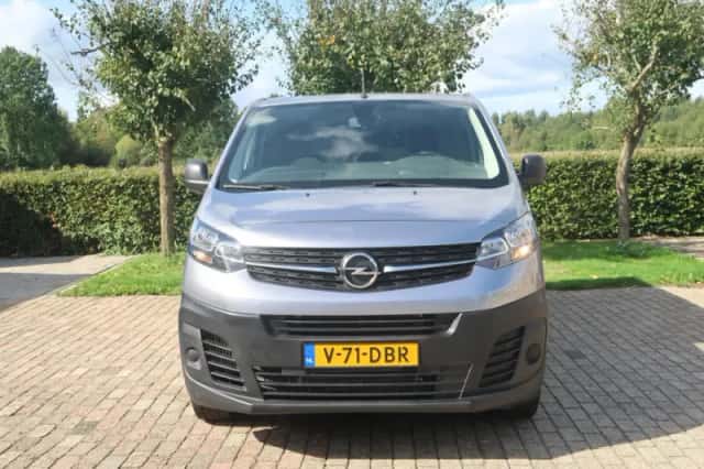Opel Vivaro (2024) thumbnail 2