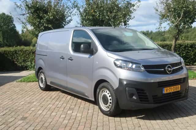 Opel Vivaro (2024) thumbnail 3