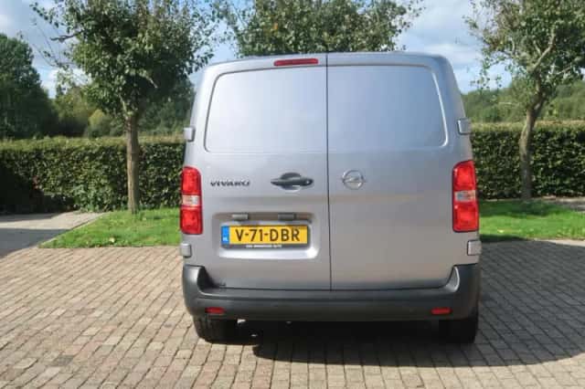 Opel Vivaro (2024) thumbnail 6