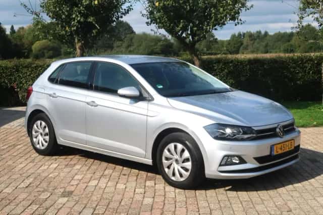 Volkswagen Polo (2021) thumbnail 3