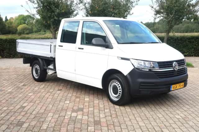 Volkswagen Transporter (2020) thumbnail 3