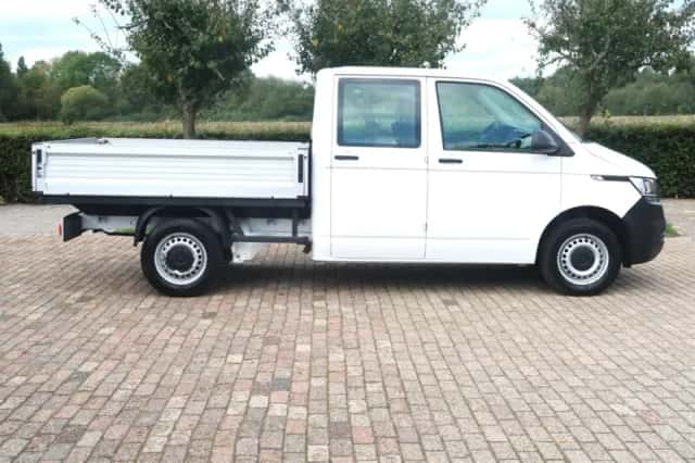 Volkswagen Transporter (2020) thumbnail 4