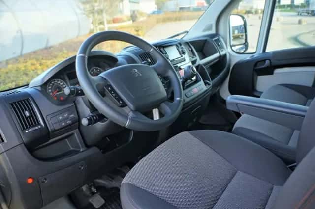 Peugeot Boxer (2019) thumbnail 3