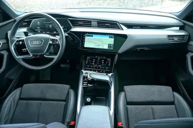 Audi e-tron (2021) thumbnail 3