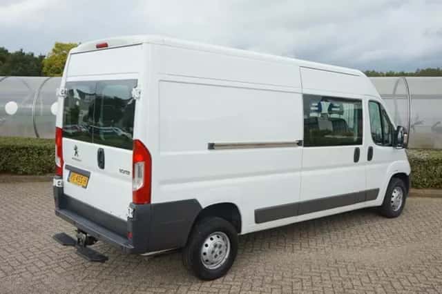 Peugeot Boxer (2015) thumbnail 2