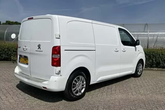 Peugeot Expert (2016) thumbnail 2