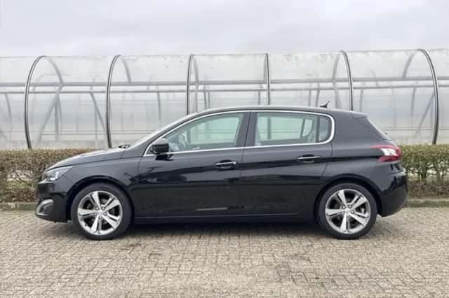 Peugeot 308 (2013) thumbnail 4