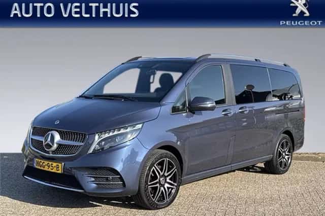 Mercedes-Benz V-Klasse (2023) thumbnail 1