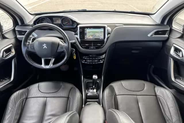Peugeot 2008 (2014) thumbnail 3