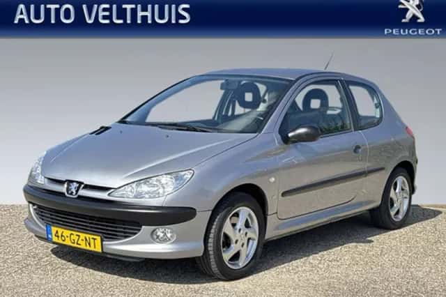 Peugeot 206 (2001) thumbnail 1