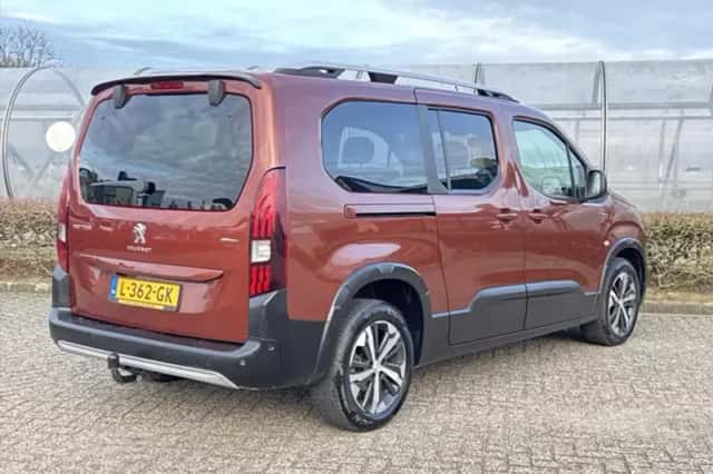 Peugeot Rifter (2021) thumbnail 2